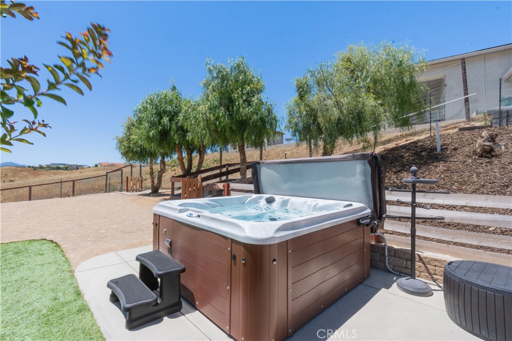 3415 Lakeside Village Dr, Paso Robles, CA 93446
