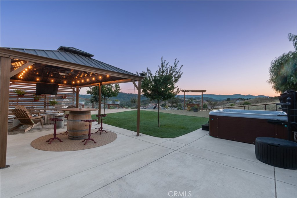 3415 Lakeside Village Dr, Paso Robles, CA 93446