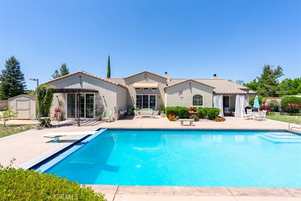 833 Hacienda Cir, Paso Robles, CA 93446