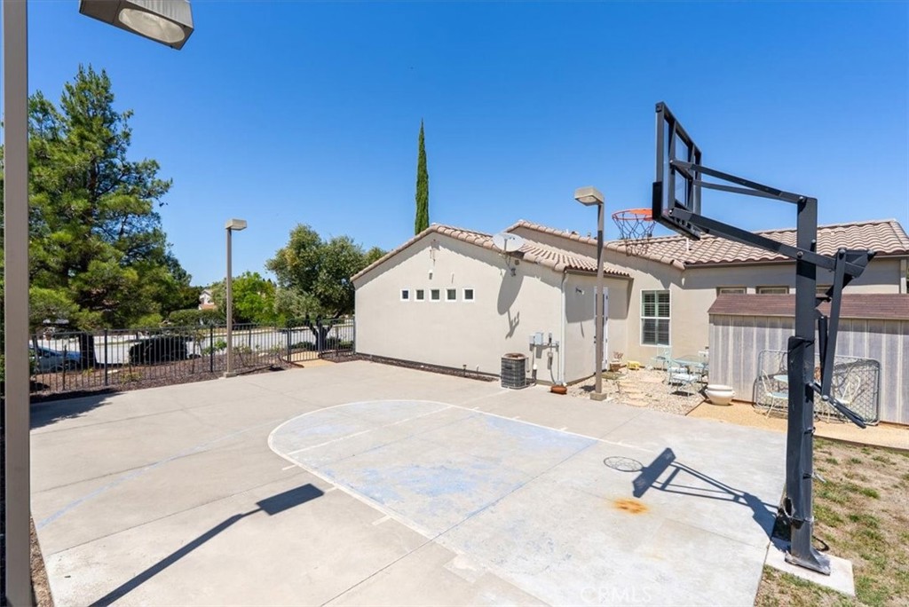 833 Hacienda Cir, Paso Robles, CA 93446