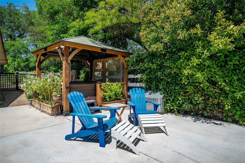2385 Larkfield Place, Paso Robles, CA 93446
