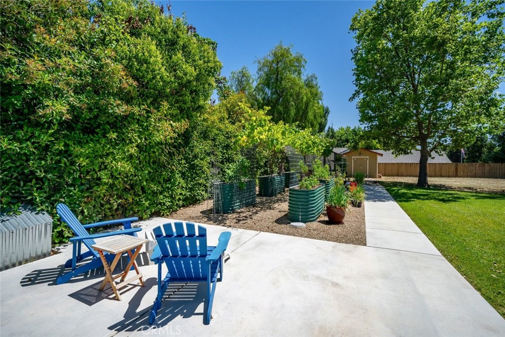 2385 Larkfield Place, Paso Robles, CA 93446