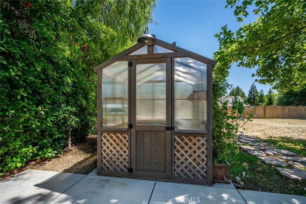 2385 Larkfield Place, Paso Robles, CA 93446