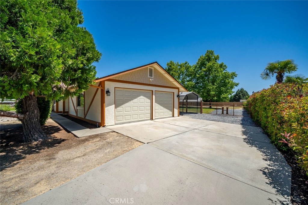 2385 Larkfield Place, Paso Robles, CA 93446