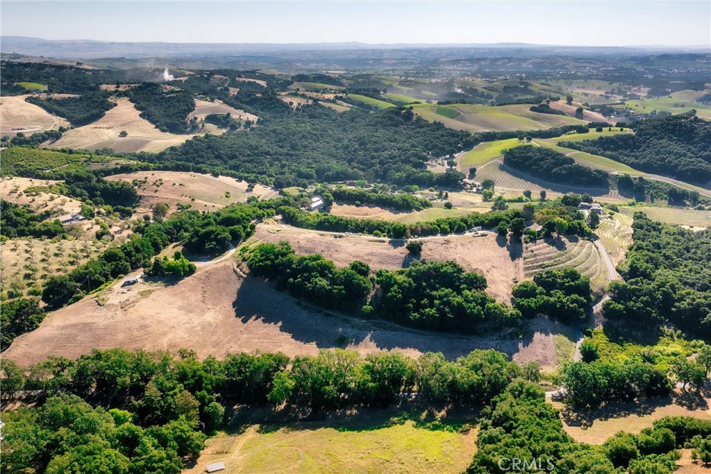 3180 Willow Creek Rd, Paso Robles, CA 93446