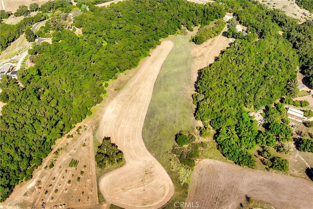 3180 Willow Creek Rd, Paso Robles, CA 93446