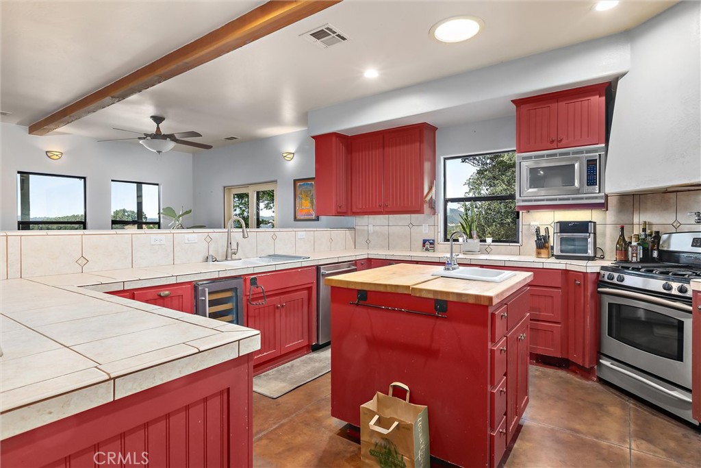 3180 Willow Creek Rd, Paso Robles, CA 93446