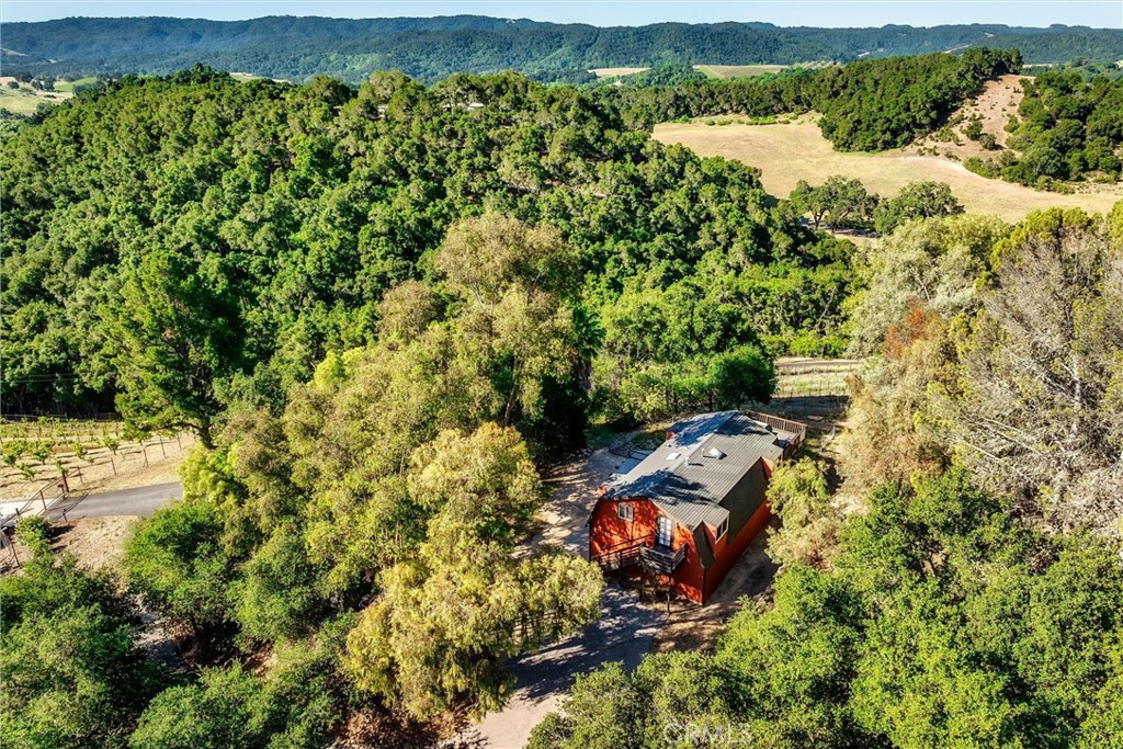 3180 Willow Creek Rd, Paso Robles, CA 93446