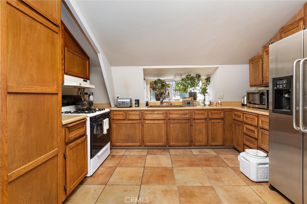 3180 Willow Creek Rd, Paso Robles, CA 93446