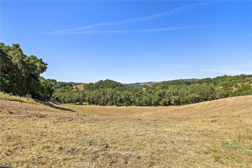 3180 Willow Creek Rd, Paso Robles, CA 93446