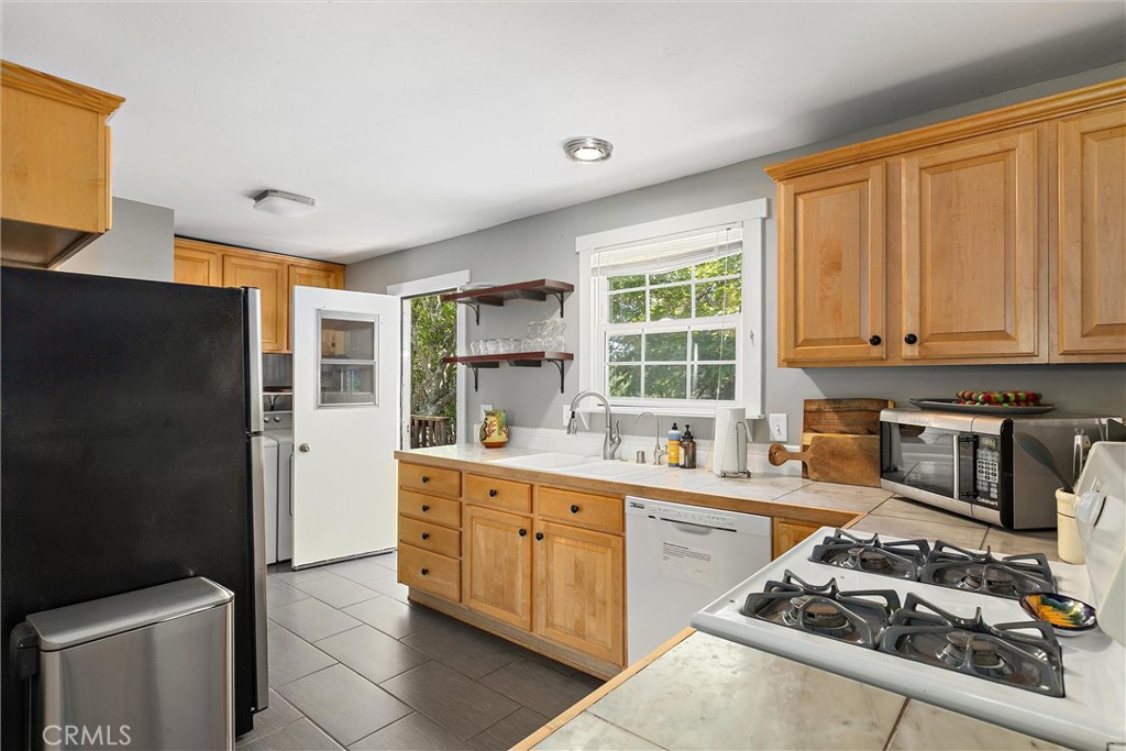 3180 Willow Creek Rd, Paso Robles, CA 93446