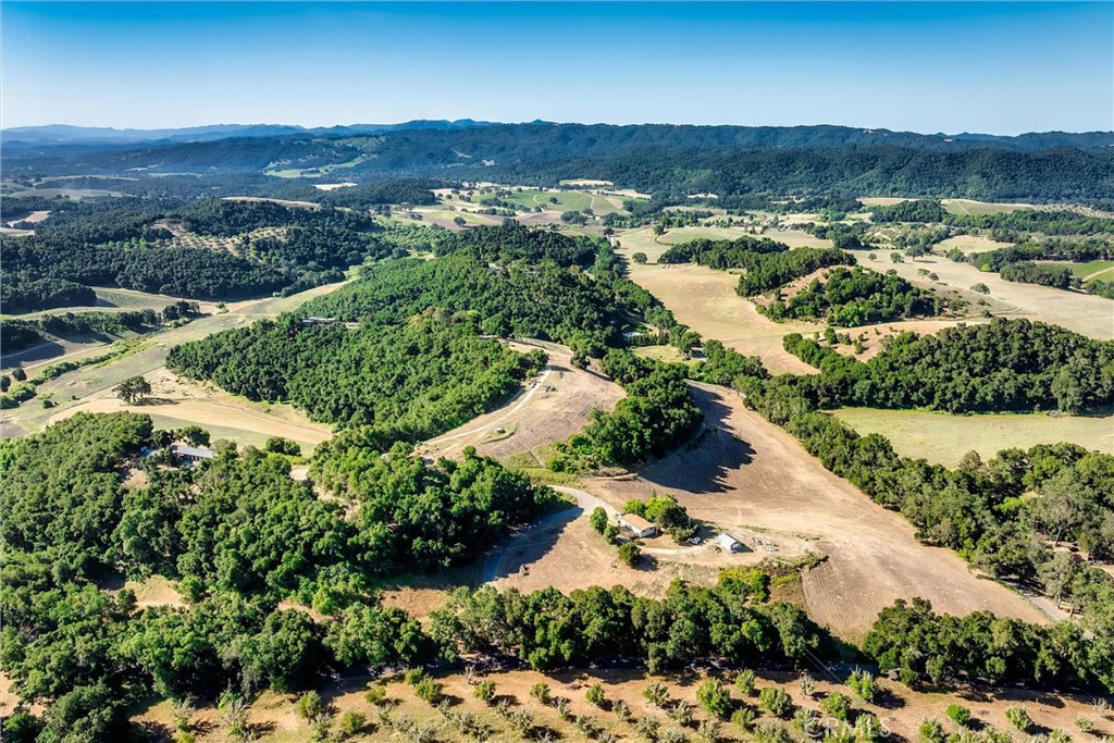 3180 Willow Creek Rd, Paso Robles, CA 93446