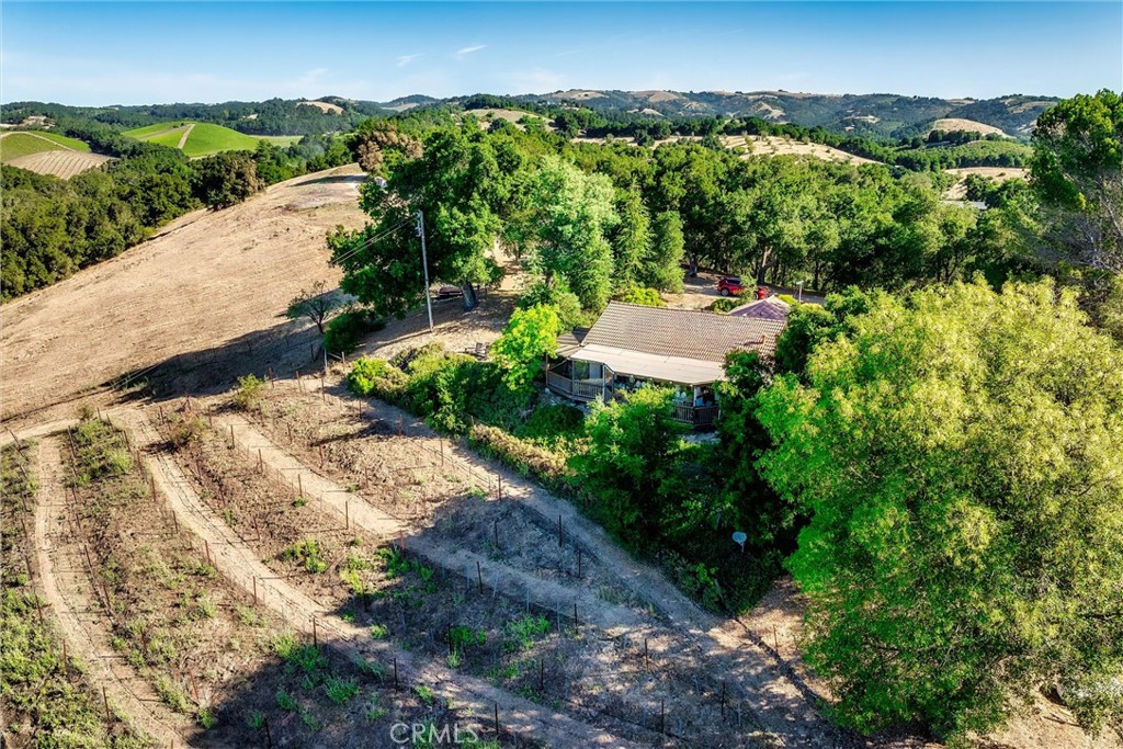 3180 Willow Creek Rd, Paso Robles, CA 93446