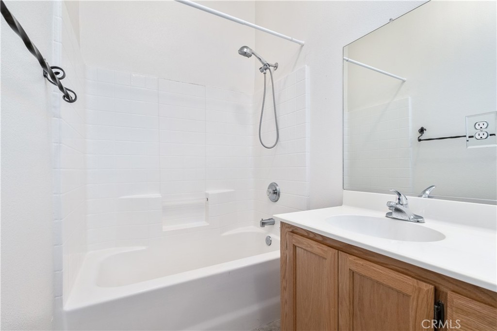 503 Turtle Creek, Paso Robles, CA 93446