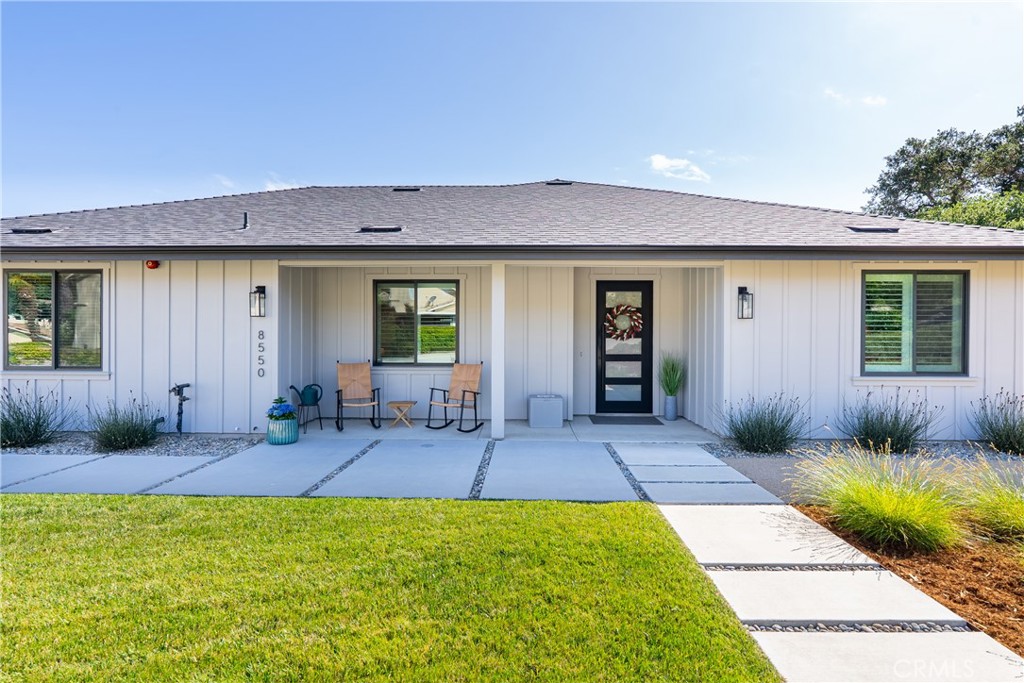 8550 El Corte, Atascadero, CA 93422