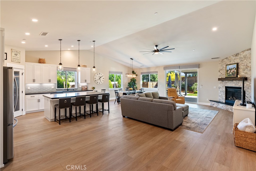 8550 El Corte, Atascadero, CA 93422