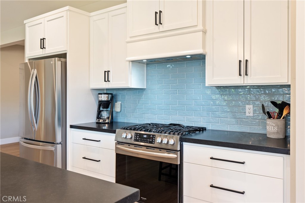 8550 El Corte, Atascadero, CA 93422