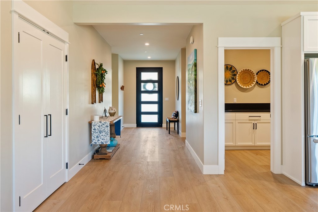 8550 El Corte, Atascadero, CA 93422
