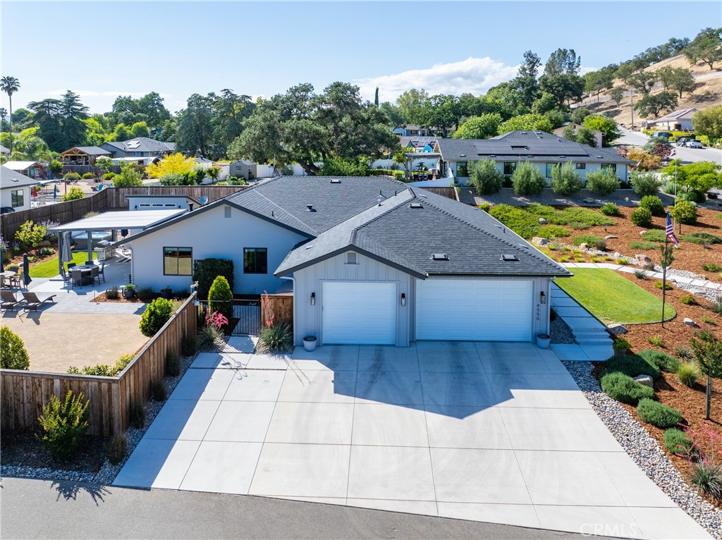 8550 El Corte, Atascadero, CA 93422
