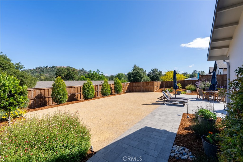 8550 El Corte, Atascadero, CA 93422