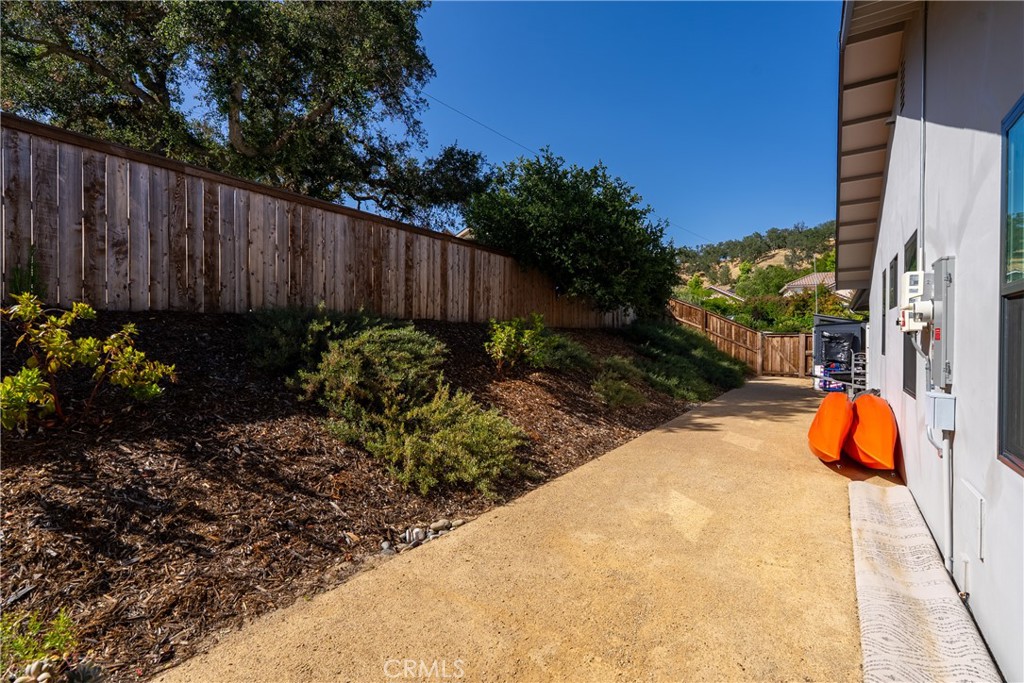 8550 El Corte, Atascadero, CA 93422