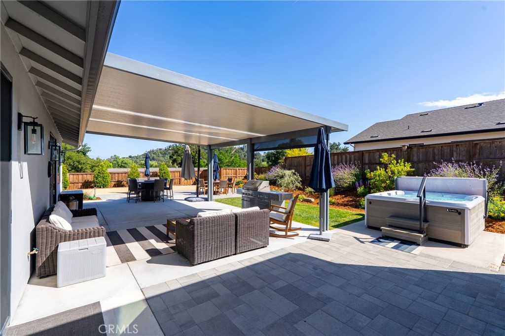 8550 El Corte, Atascadero, CA 93422