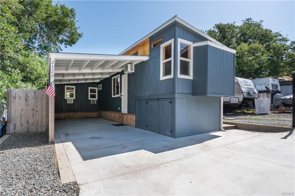 2123 Yellow Feather, Paso Robles, CA 93446