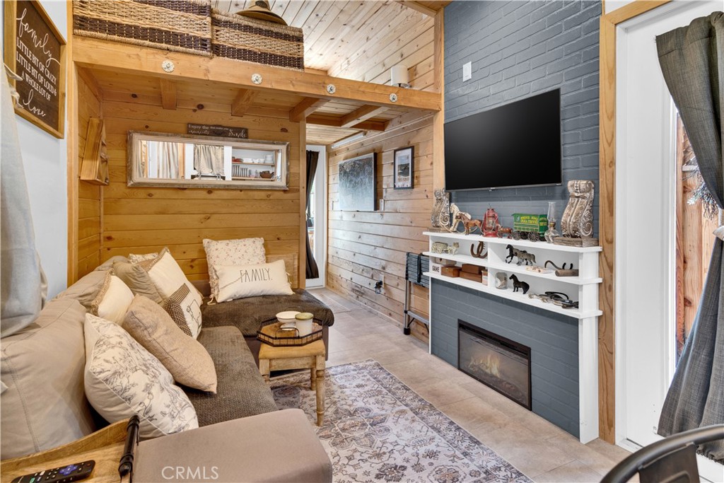 2123 Yellow Feather, Paso Robles, CA 93446