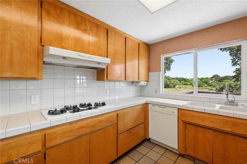 335 Phillips, Templeton, CA 93465