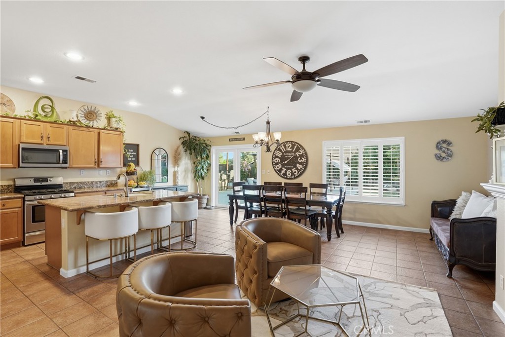 2641 Vineyard Cir, Paso Robles, CA 93446