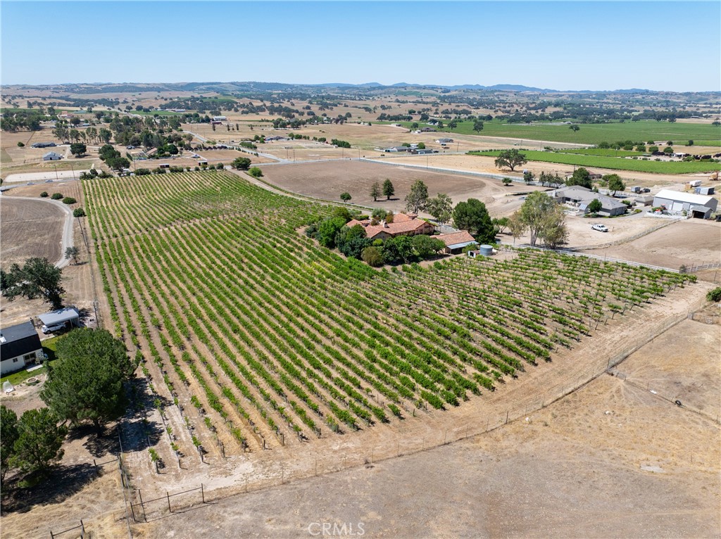 7568 Creston, Paso Robles, CA 93446