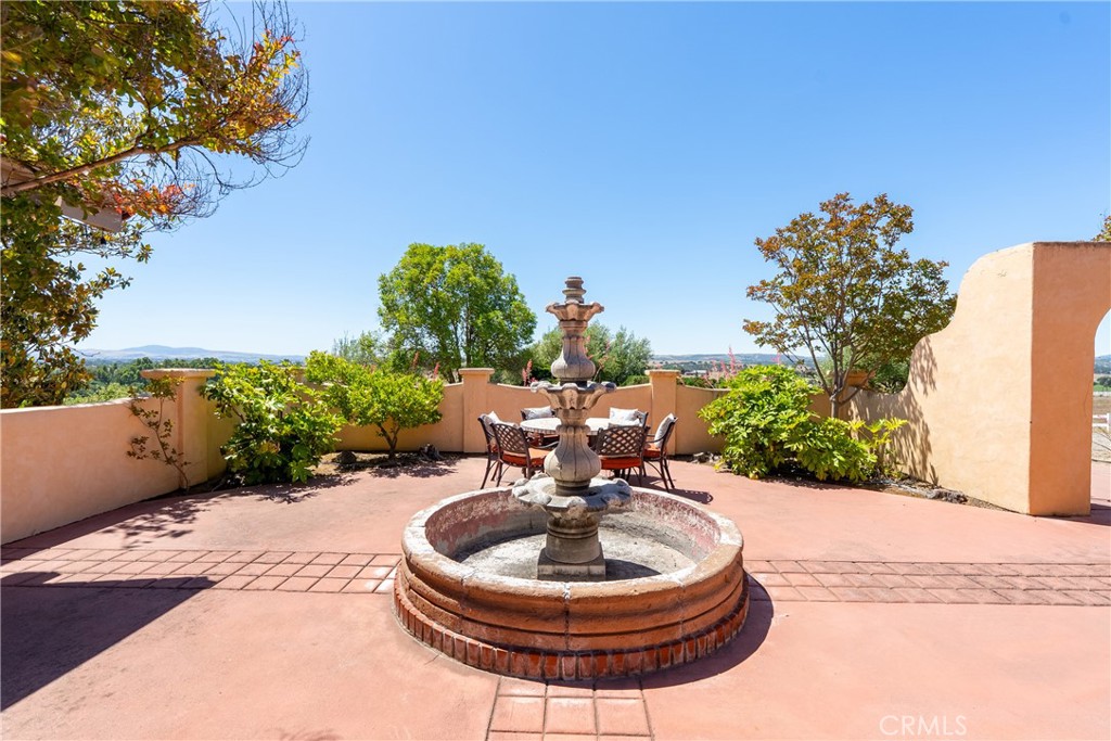 7568 Creston, Paso Robles, CA 93446