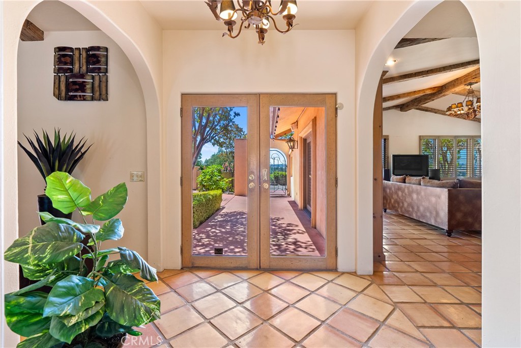 7568 Creston, Paso Robles, CA 93446