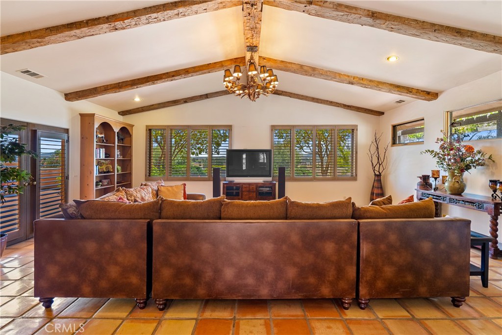 7568 Creston, Paso Robles, CA 93446