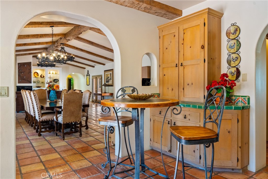 7568 Creston, Paso Robles, CA 93446