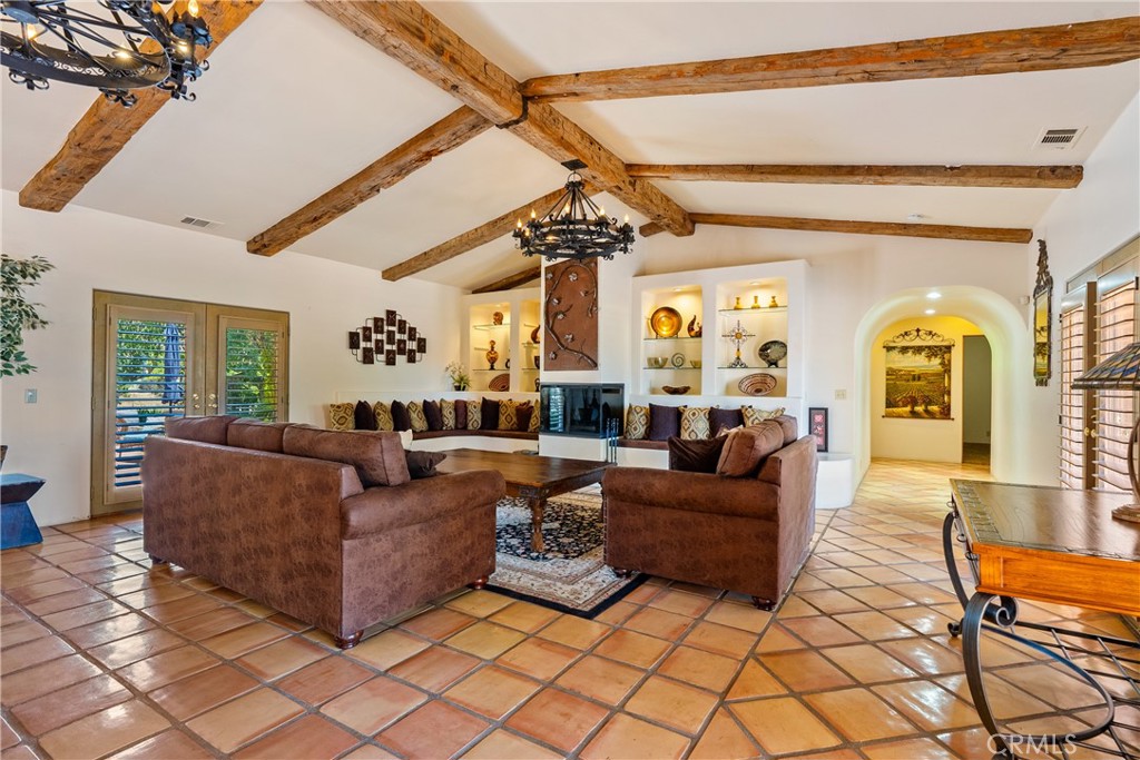 7568 Creston, Paso Robles, CA 93446
