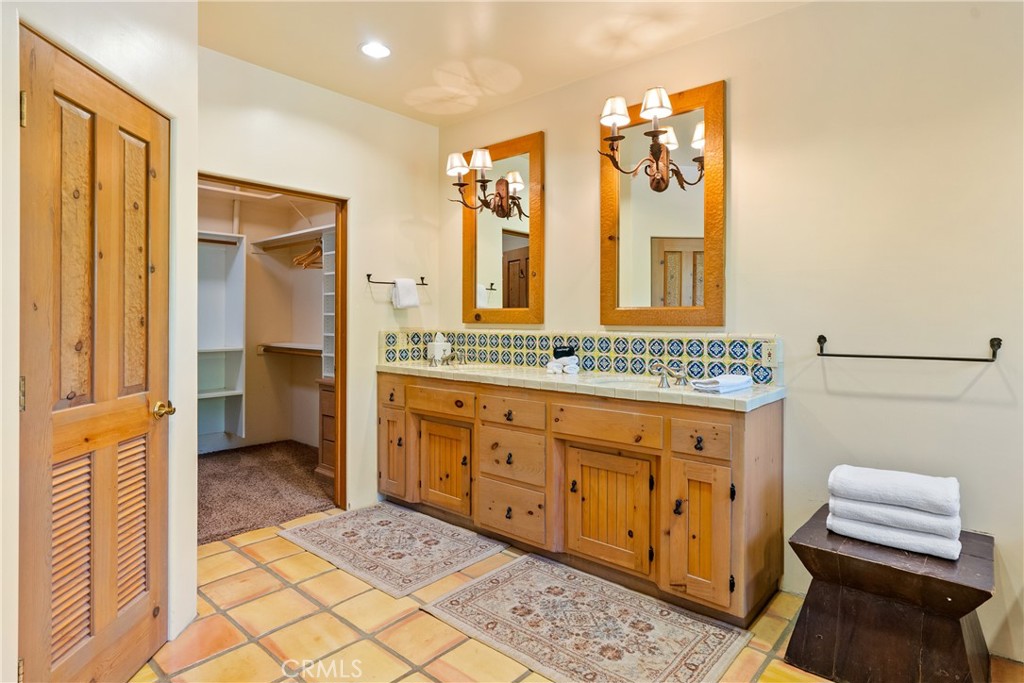 7568 Creston, Paso Robles, CA 93446