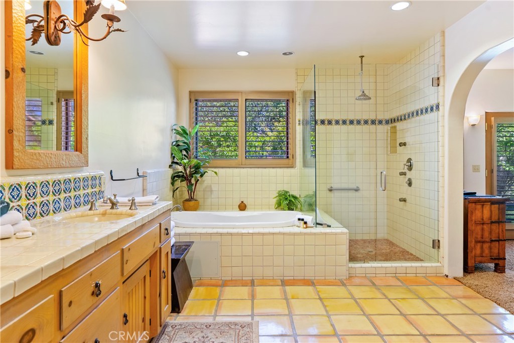 7568 Creston, Paso Robles, CA 93446