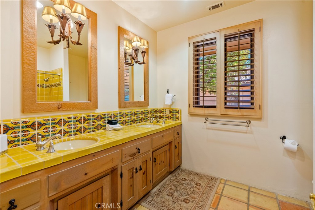 7568 Creston, Paso Robles, CA 93446