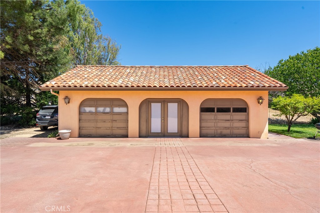 7568 Creston, Paso Robles, CA 93446