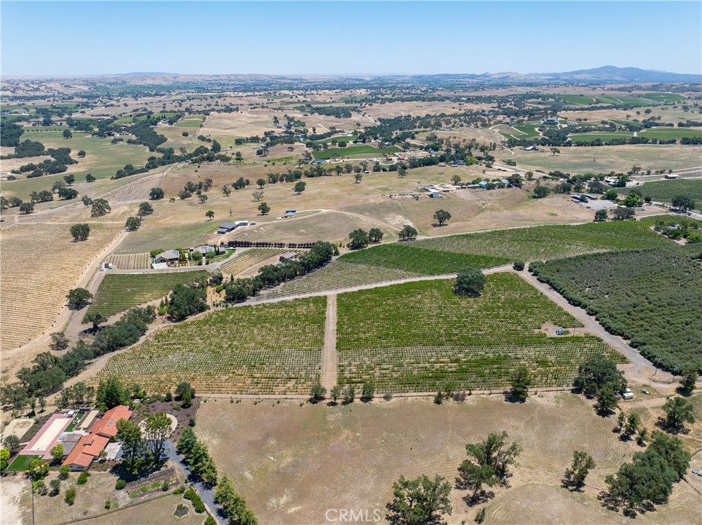 175 White Hawk, Templeton, CA 93465