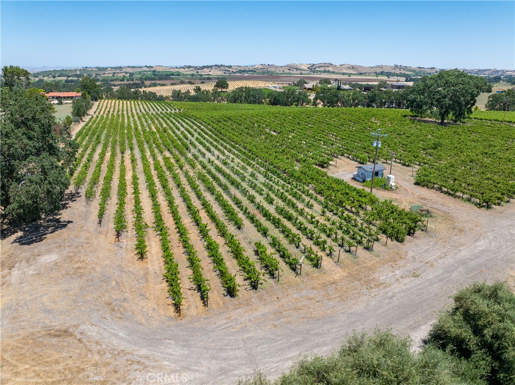 175 White Hawk, Templeton, CA 93465