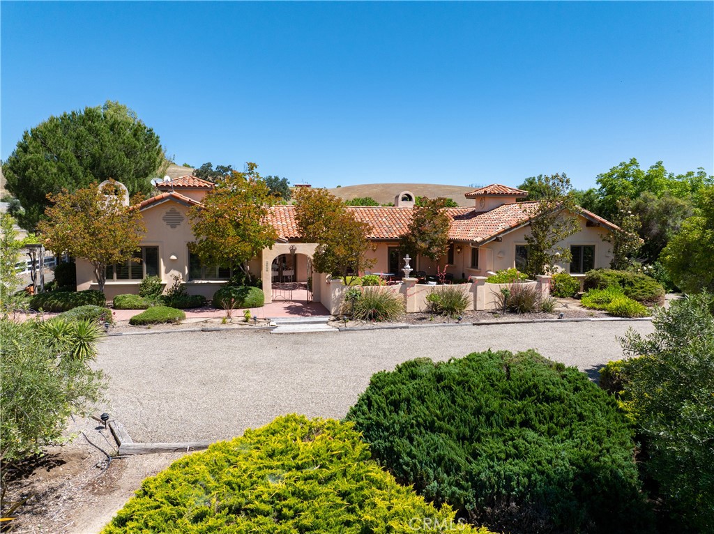 175 White Hawk, Templeton, CA 93465