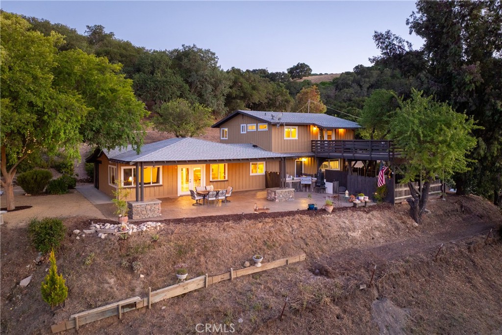 1745 Adelaida, Paso Robles, CA 93446
