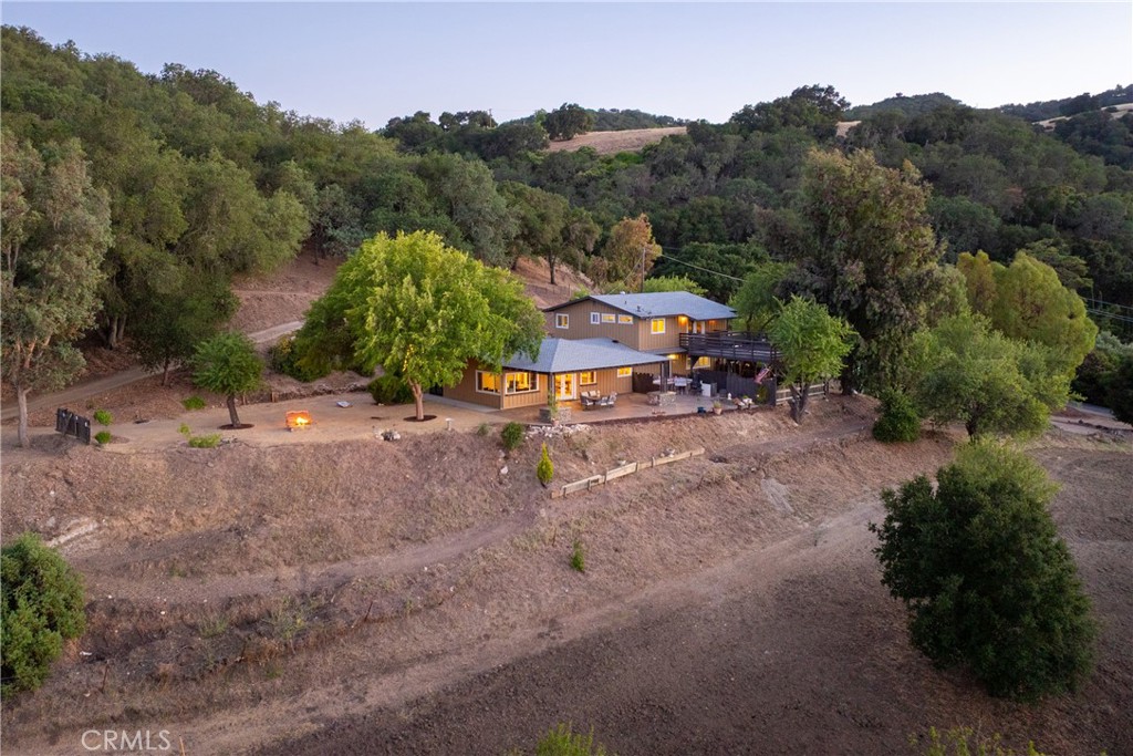 1745 Adelaida, Paso Robles, CA 93446