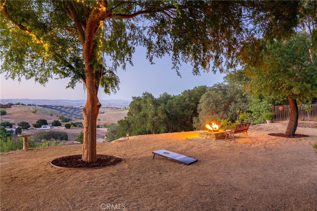 1745 Adelaida, Paso Robles, CA 93446
