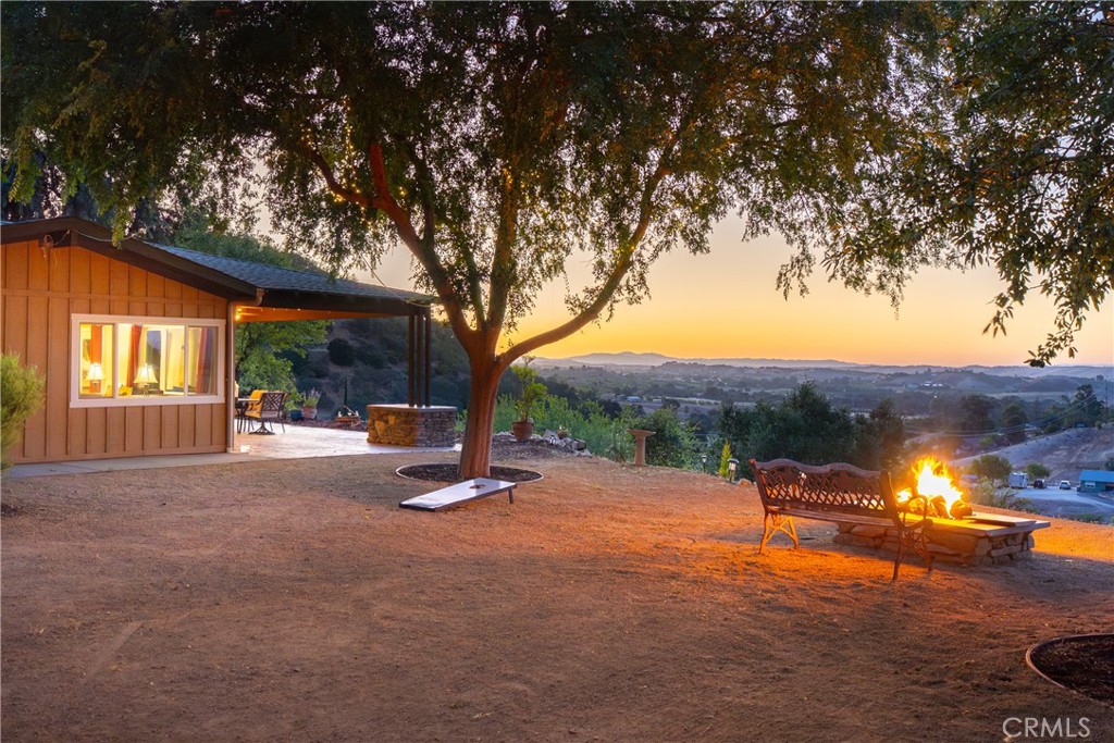 1745 Adelaida, Paso Robles, CA 93446