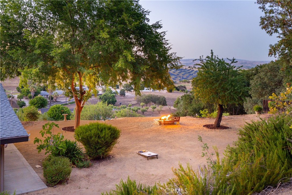 1745 Adelaida, Paso Robles, CA 93446