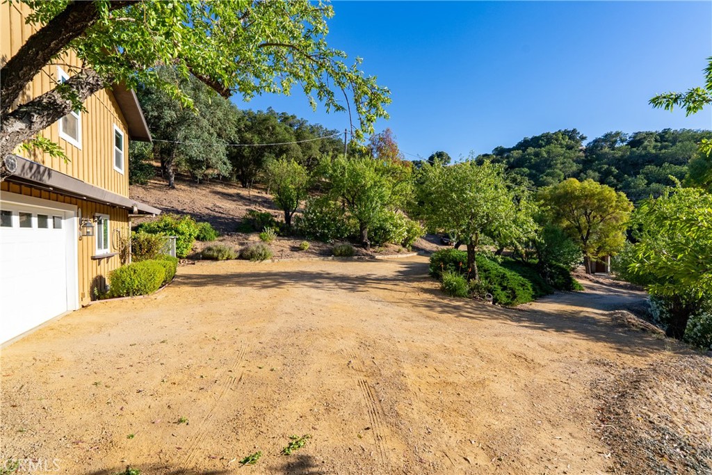 1745 Adelaida, Paso Robles, CA 93446