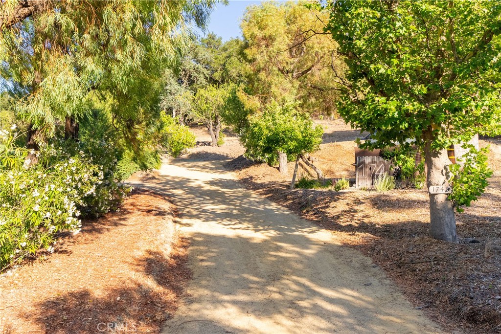 1745 Adelaida, Paso Robles, CA 93446